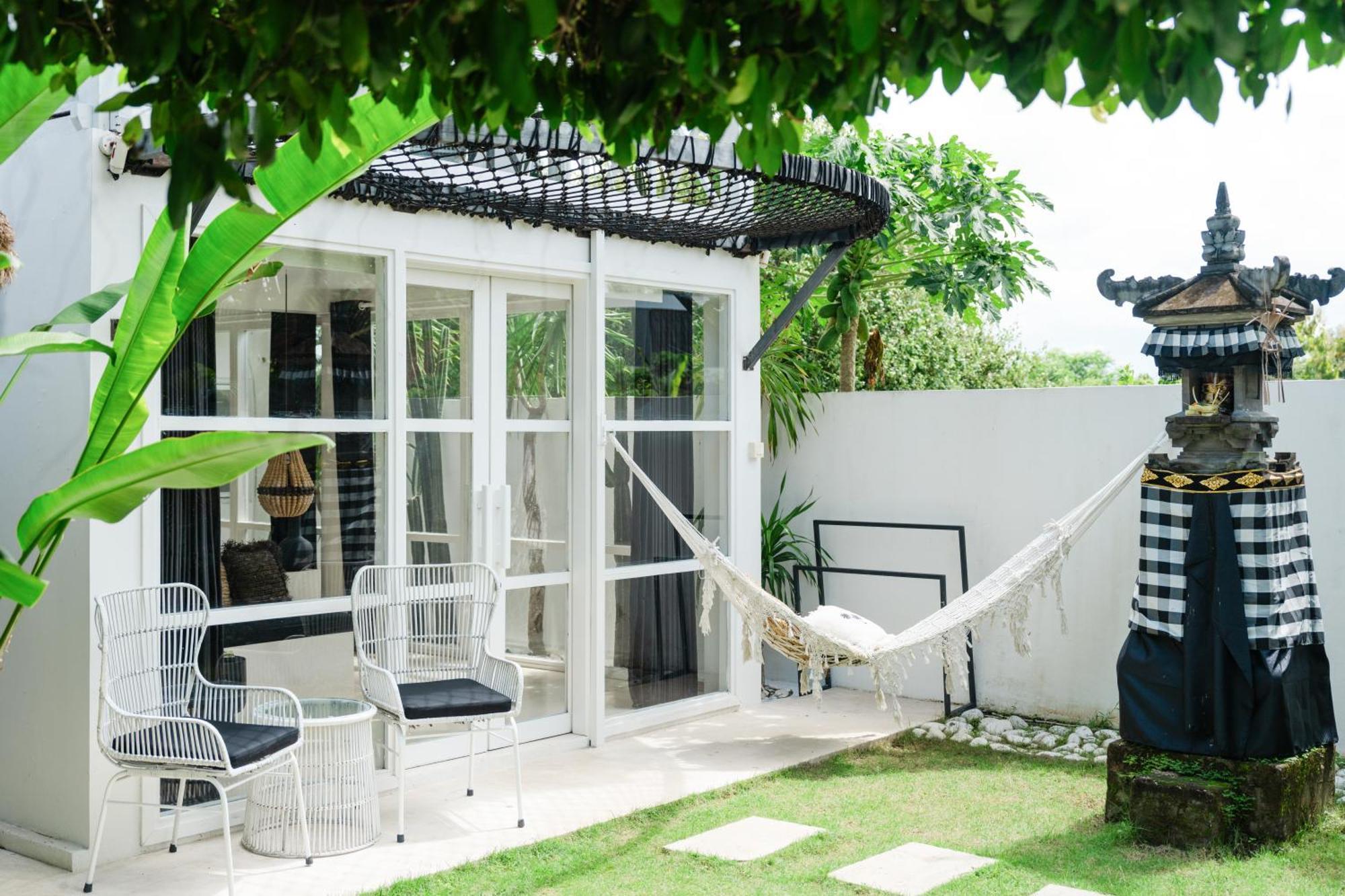 White Palm Hotel Uluwatu Bali ジンバラン エクステリア 写真